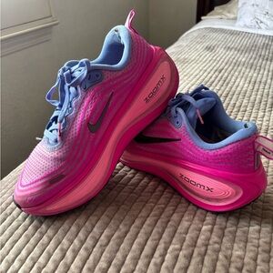 Nike Pink and Blue Vomero 18 plus ZoomX Running Sneakers